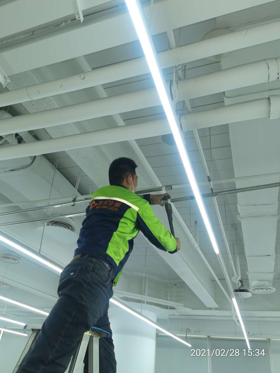 水機中央空調(diào)保養(yǎng)維護
